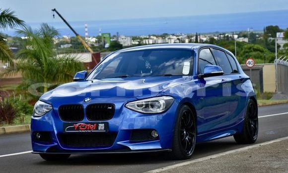 Buy Used BMW 1M Blue Car in Baie du Cap in Savanne District Buy Used BMW 1M Blue Car in Baie du Cap in Savanne District