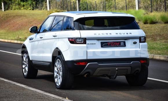 Buy Used Range Rover Range Rover White Car in Arsenal in Pamplemousses District Buy Used Range Rover Range Rover White Car in Arsenal in Pamplemousses District