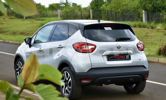 Buy Used Renault Captur Other Car in Amitié–Gokhoola in Rivière du Rempart District Buy Used Renault Captur Other Car in Amitié–Gokhoola in Rivière du Rempart District