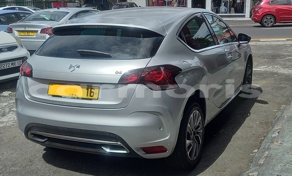 Buy Used Citroen DS4 Silver Car in Vacoas–Phoenix in Plaines Wilhems District Buy Used Citroen DS4 Silver Car in Vacoas–Phoenix in Plaines Wilhems District