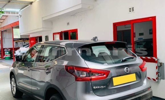 Buy Used Nissan Qashqai Other Car in Port Louis in Port Louis District Buy Used Nissan Qashqai Other Car in Port Louis in Port Louis District