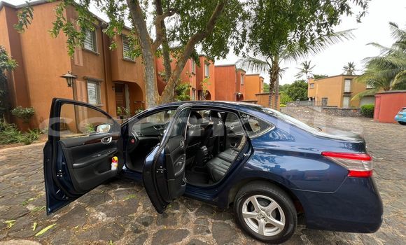 Buy Used Nissan Sentra Blue Car in Baie du Tombeau in Pamplemousses District Buy Used Nissan Sentra Blue Car in Baie du Tombeau in Pamplemousses District
