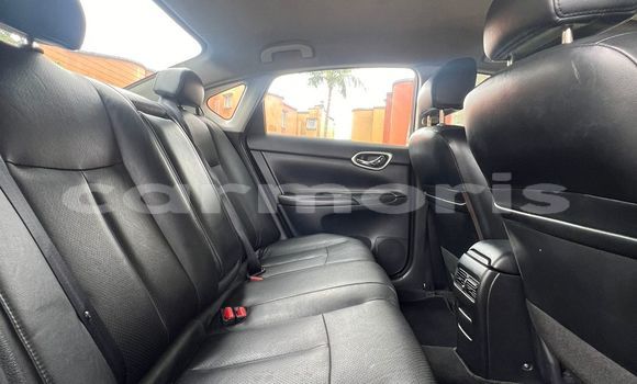 Buy Used Nissan Sentra Blue Car in Baie du Tombeau in Pamplemousses District Buy Used Nissan Sentra Blue Car in Baie du Tombeau in Pamplemousses District