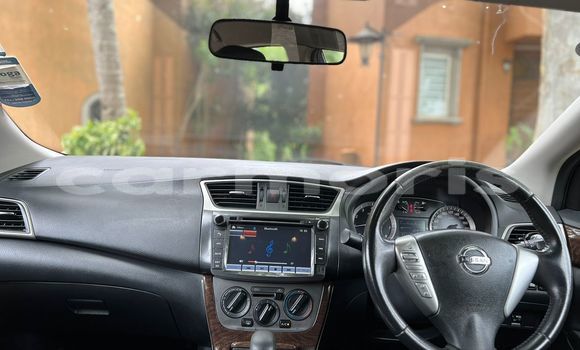 Buy Used Nissan Sentra Blue Car in Baie du Tombeau in Pamplemousses District Buy Used Nissan Sentra Blue Car in Baie du Tombeau in Pamplemousses District