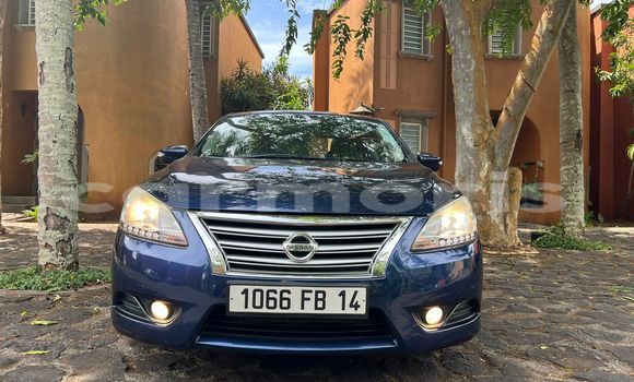 Buy Used Nissan Sentra Blue Car in Baie du Tombeau in Pamplemousses District Buy Used Nissan Sentra Blue Car in Baie du Tombeau in Pamplemousses District