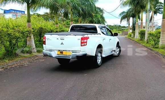 Buy Used Mitsubishi Outlander Other Car in Moka in Moka Buy Used Mitsubishi Outlander Other Car in Moka in Moka