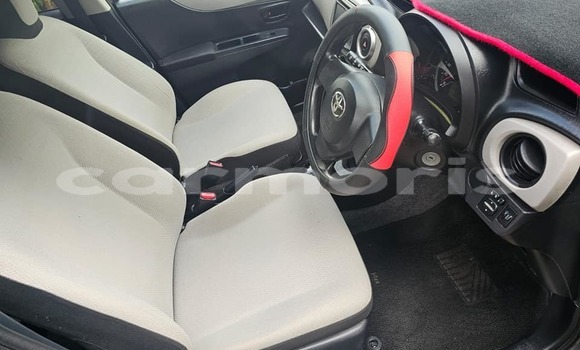 Buy Used Toyota Vitz Black Car in Arsenal in Pamplemousses District Buy Used Toyota Vitz Black Car in Arsenal in Pamplemousses District