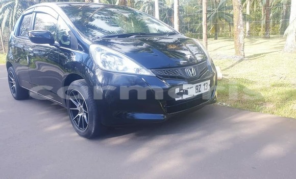 Buy Used Honda fit Black Car in Arsenal in Pamplemousses District Buy Used Honda fit Black Car in Arsenal in Pamplemousses District