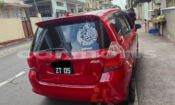 Buy Used Honda fit Red Car in Arsenal in Pamplemousses District Buy Used Honda fit Red Car in Arsenal in Pamplemousses District