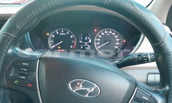 Buy Used Hyundai i20 Black Car in Arsenal in Pamplemousses District Buy Used Hyundai i20 Black Car in Arsenal in Pamplemousses District