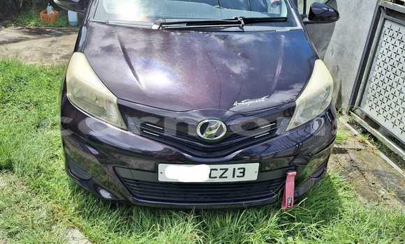 Buy Used Toyota Vitz Black Car in Anse La Raie in Rivière du Rempart District Buy Used Toyota Vitz Black Car in Anse La Raie in Rivière du Rempart District