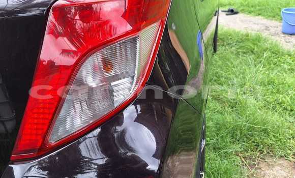 Buy Used Toyota Vitz Black Car in Anse La Raie in Rivière du Rempart District Buy Used Toyota Vitz Black Car in Anse La Raie in Rivière du Rempart District