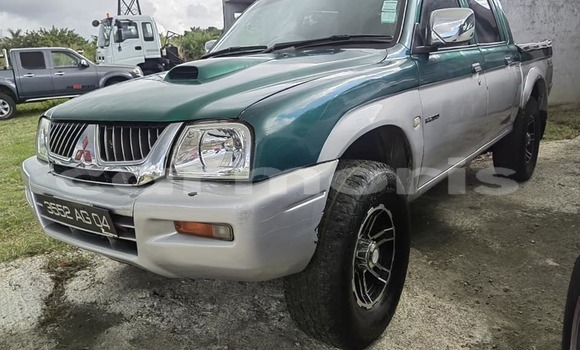Buy Used Mitsubishi L200 Other Car in Baie du Cap in Savanne District Buy Used Mitsubishi L200 Other Car in Baie du Cap in Savanne District