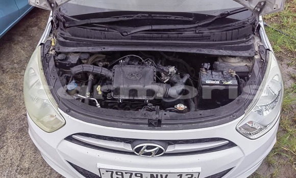 Buy Used Hyundai i10 White Car in Amitié–Gokhoola in Rivière du Rempart District Buy Used Hyundai i10 White Car in Amitié–Gokhoola in Rivière du Rempart District