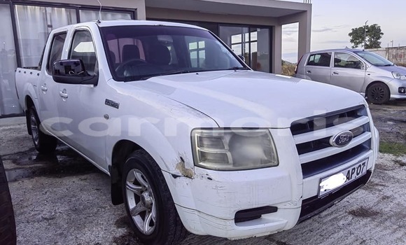 Buy Used Ford Ranger White Car in Baie du Cap in Savanne District Buy Used Ford Ranger White Car in Baie du Cap in Savanne District