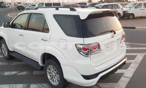 Buy Import Toyota Fortuner White Car in Import - Dubai in Agalega Islands Buy Import Toyota Fortuner White Car in Import - Dubai in Agalega Islands