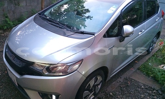 Buy Used Honda fit Silver Car in Pamplemousses in Pamplemousses District Buy Used Honda fit Silver Car in Pamplemousses in Pamplemousses District