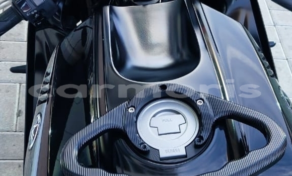 Buy Used Yamaha YZF Black Bike in Port Louis in Port Louis District Buy Used Yamaha YZF Black Bike in Port Louis in Port Louis District