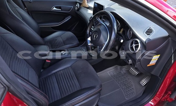 Buy Used Mercedes-Benz C–Class Red Car in Amitié–Gokhoola in Rivière du Rempart District Buy Used Mercedes-Benz C–Class Red Car in Amitié–Gokhoola in Rivière du Rempart District