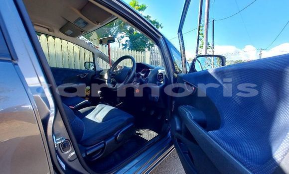 Buy Used Honda Jazz Other Car in Anse La Raie in Rivière du Rempart District Buy Used Honda Jazz Other Car in Anse La Raie in Rivière du Rempart District