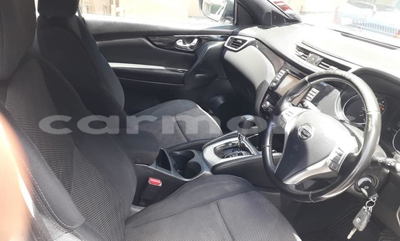Buy Used Nissan Qashqai White Car in Arsenal in Pamplemousses District Buy Used Nissan Qashqai White Car in Arsenal in Pamplemousses District