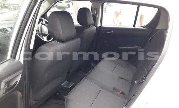 Buy Used Suzuki Swift White Car in Baie du Tombeau in Pamplemousses District Buy Used Suzuki Swift White Car in Baie du Tombeau in Pamplemousses District