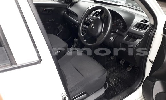 Buy Used Suzuki Swift White Car in Baie du Tombeau in Pamplemousses District Buy Used Suzuki Swift White Car in Baie du Tombeau in Pamplemousses District
