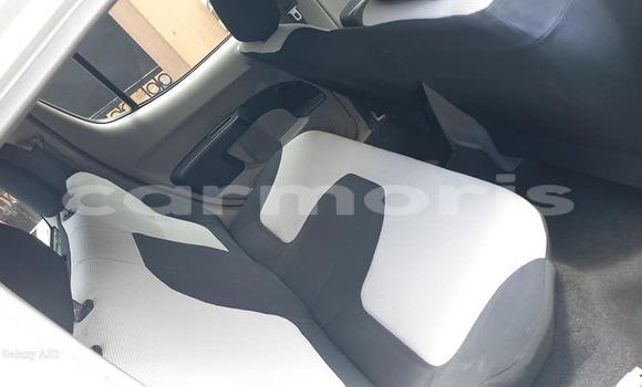 Buy Used Mitsubishi L200 White Car in Anse La Raie in Rivière du Rempart District Buy Used Mitsubishi L200 White Car in Anse La Raie in Rivière du Rempart District