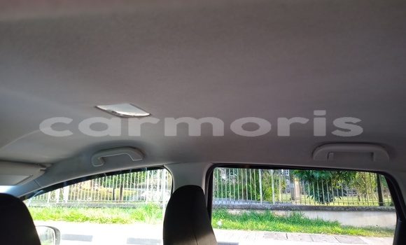 Buy Used Honda fit Silver Car in Rivière du Rempart in Rivière du Rempart District Buy Used Honda fit Silver Car in Rivière du Rempart in Rivière du Rempart District