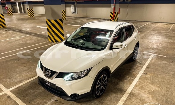 Buy Used Nissan Qashqai White Car in Baie du Cap in Savanne District Buy Used Nissan Qashqai White Car in Baie du Cap in Savanne District