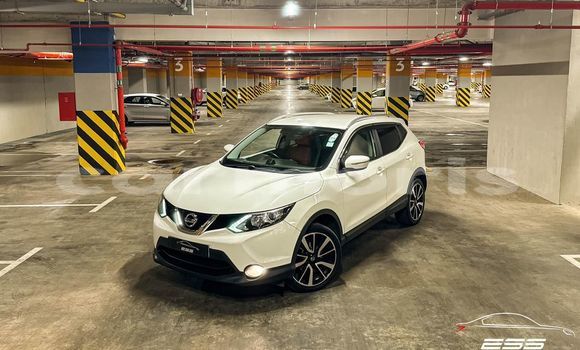 Buy Used Nissan Qashqai White Car in Baie du Cap in Savanne District Buy Used Nissan Qashqai White Car in Baie du Cap in Savanne District