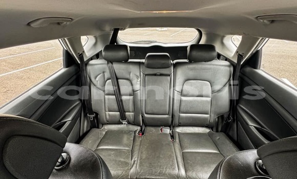 Buy Used Hyundai Tucson White Car in Baie du Cap in Savanne District Buy Used Hyundai Tucson White Car in Baie du Cap in Savanne District