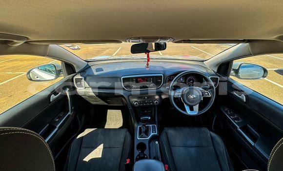 Buy Used Kia Sportage White Car in Arsenal in Pamplemousses District Buy Used Kia Sportage White Car in Arsenal in Pamplemousses District