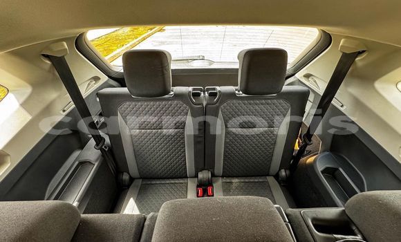 Buy Used Volkswagen Tiguan Blue Car in Arsenal in Pamplemousses District Buy Used Volkswagen Tiguan Blue Car in Arsenal in Pamplemousses District