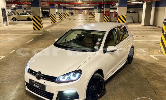 Buy Used Volkswagen Golf White Car in Baie du Tombeau in Pamplemousses District Buy Used Volkswagen Golf White Car in Baie du Tombeau in Pamplemousses District
