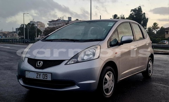 Buy Used Honda fit Other Car in Baie du Tombeau in Pamplemousses District Buy Used Honda fit Other Car in Baie du Tombeau in Pamplemousses District