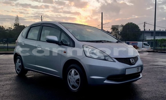 Buy Used Honda fit Other Car in Baie du Tombeau in Pamplemousses District Buy Used Honda fit Other Car in Baie du Tombeau in Pamplemousses District