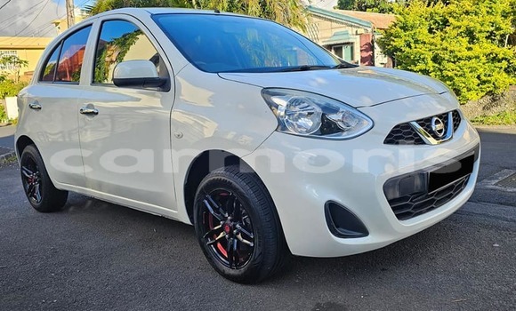 Buy Used Nissan March White Car in Baie du Cap in Savanne District Buy Used Nissan March White Car in Baie du Cap in Savanne District