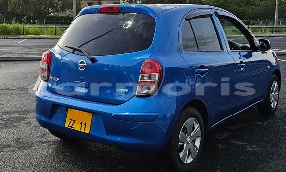 Buy Used Nissan March Blue Car in Baie du Cap in Savanne District Buy Used Nissan March Blue Car in Baie du Cap in Savanne District