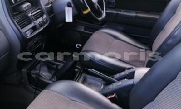 Buy Used Nissan Hardbody Other Car in Anse La Raie in Rivière du Rempart District