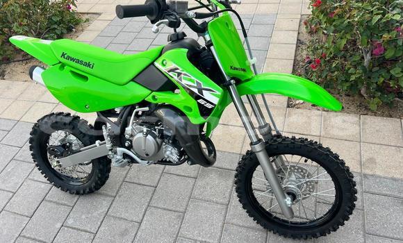 Buy Used Kawasaki KX Green Bike in Port Louis in Port Louis District Buy Used Kawasaki KX Green Bike in Port Louis in Port Louis District