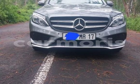 Buy Used Mercedes Viano Other Car in Baie du Cap in Savanne District