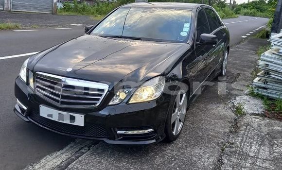 Buy Used Mercedes-Benz E200 Other Car in Saint Aubin in Savanne