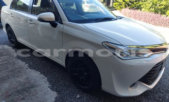 Buy Used Toyota Axio White Car in Arsenal in Pamplemousses District Buy Used Toyota Axio White Car in Arsenal in Pamplemousses District