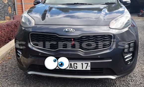 Buy Used Kia Sportage Black Car in Baie du Cap in Savanne District Buy Used Kia Sportage Black Car in Baie du Cap in Savanne District