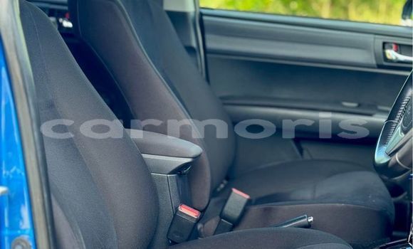 Buy Used Toyota Corolla Blue Car in Baie du Cap in Savanne District Buy Used Toyota Corolla Blue Car in Baie du Cap in Savanne District