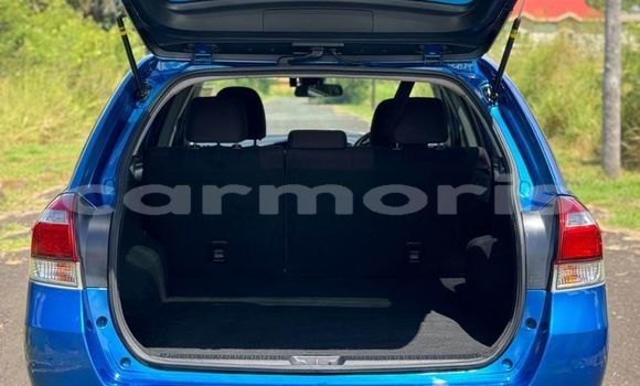 Buy Used Toyota Corolla Blue Car in Baie du Cap in Savanne District Buy Used Toyota Corolla Blue Car in Baie du Cap in Savanne District