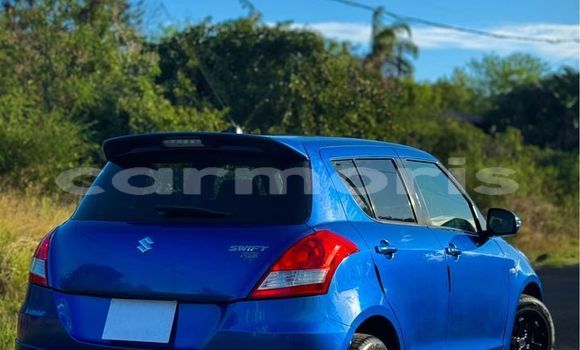 Buy Used Suzuki Swift Blue Car in Baie du Cap in Savanne District Buy Used Suzuki Swift Blue Car in Baie du Cap in Savanne District