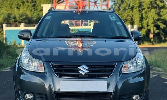 Buy Used Suzuki SX4 Black Car in Baie du Cap in Savanne District