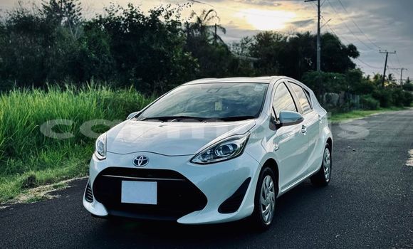 Buy Used Toyota Aqua White Car in Bambous in Black River District Buy Used Toyota Aqua White Car in Bambous in Black River District